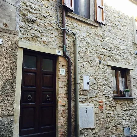 Casa Ami CastellʼAzzara